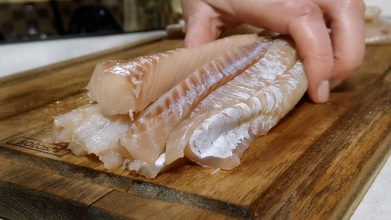 Пиріжки з риби і вафель