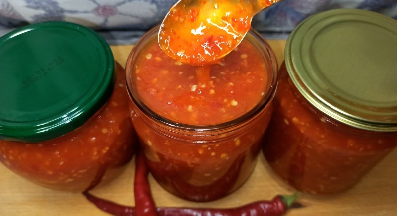 Знаменитий кисло-солодкий соус Чилі - рецепт приготування