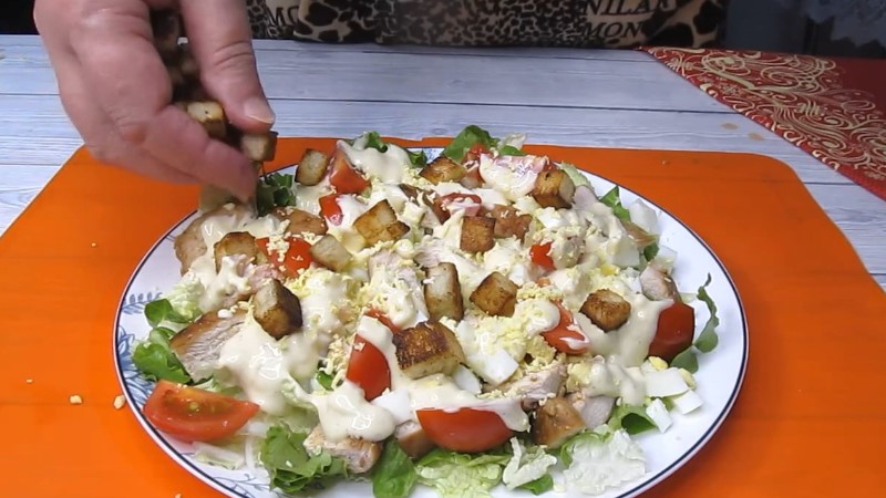 Найкращий салат, який вигадали, і він найпопулярніший. Відточила рецепт до тонкощів