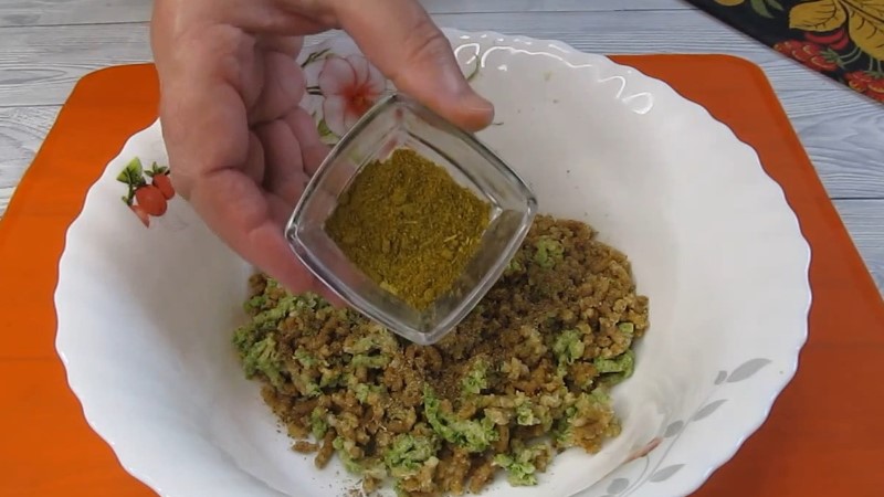 Так курку готую часто. Смак дивовижний, соус робить його таким