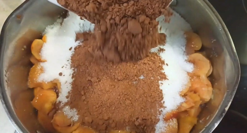 Шоколадна паста з яблук - рецепт на зиму