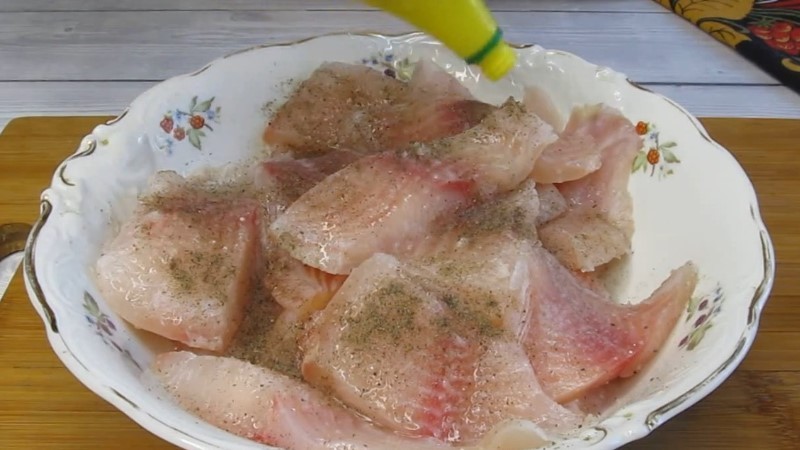 Два рецепти кляра. Риба виходить соковитою та смачною