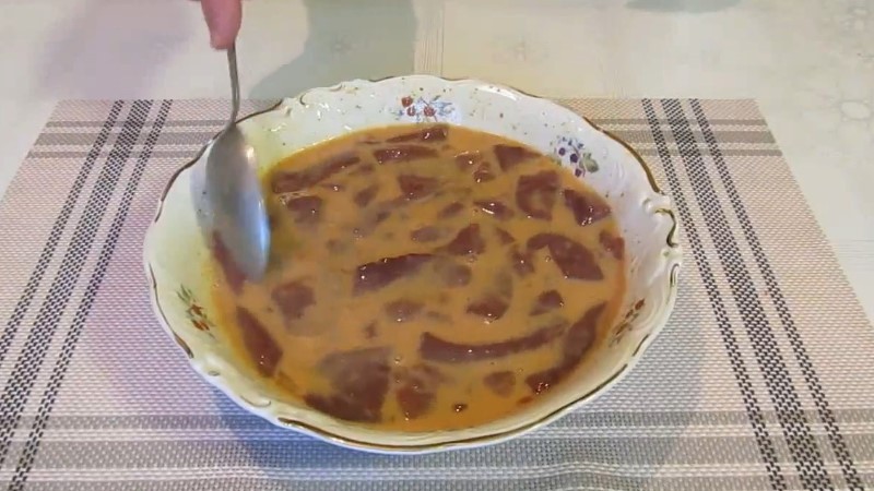 Готую печінку дуже смачно. Правильно приготована вона ніжна, м'яка