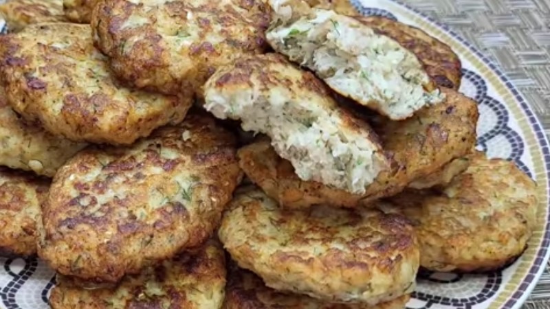 Беру капусту і готую на вечерю. Замість звичайних котлет