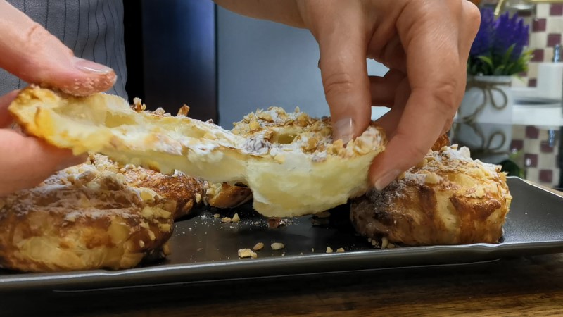 Листкові булочки