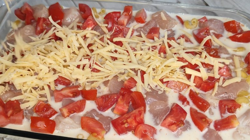 Запіканка з макаронів та курячого філе. Швидка та смачна вечеря або обід