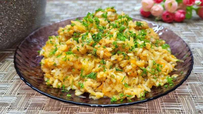 Замість голубців. Беру капусту та рис і готую швидку вечерю для всієї родини