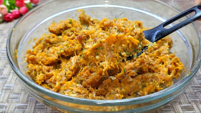 Замість звичайних котлет. Беру гарбуз та фарш і готую на вечерю цю смакоту