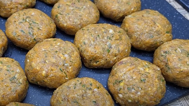 Замість звичайних котлет. Беру гарбуз та фарш і готую на вечерю цю смакоту