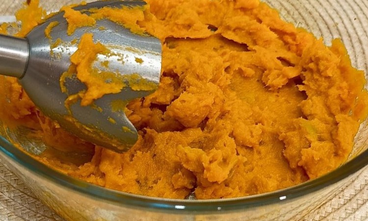 Сирники з гарбузом: ніжні, корисні та яскраві