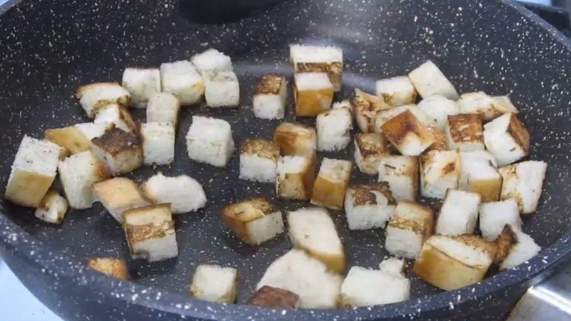 Найкращий салат, який вигадали, і він найпопулярніший. Відточила рецепт до тонкощів