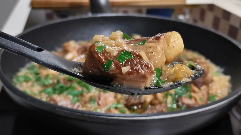 Ніколи раніше не готував більш ніжного та м'якого м'яса. Навчився у грузинського кухаря