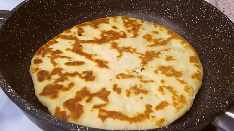 Це "ледачі" сирні коржі на сніданок і для перекусу