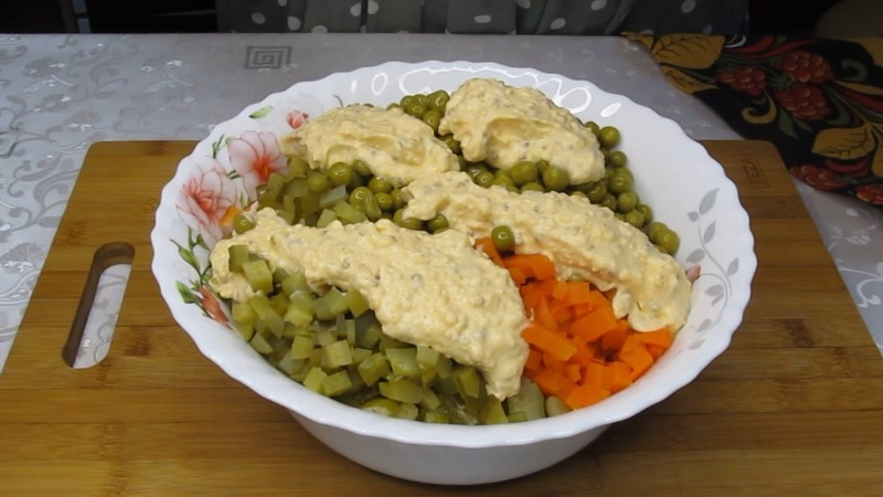 Один із моїх улюблених салатів, тому що смачний і готується по-швидкому