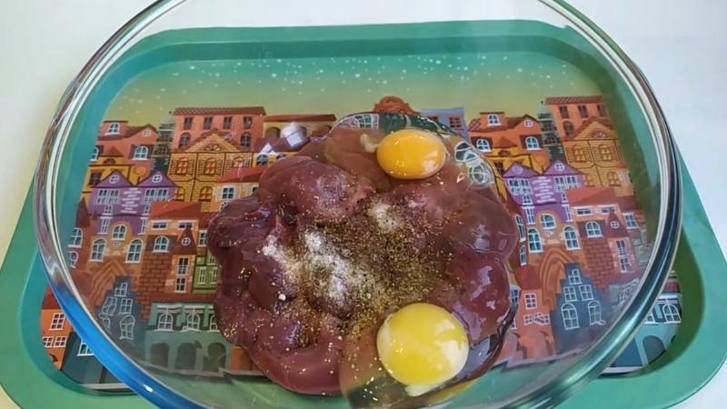 Приголомшливий паштет із курячої печінки, запечений у духовці