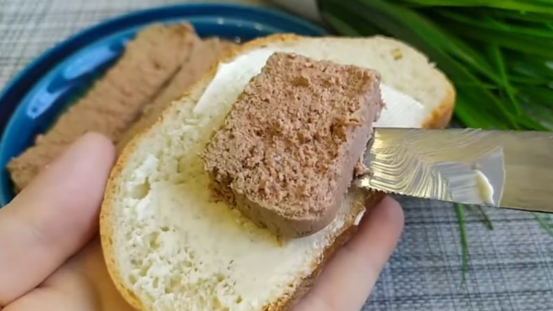 Приголомшливий паштет із курячої печінки, запечений у духовці