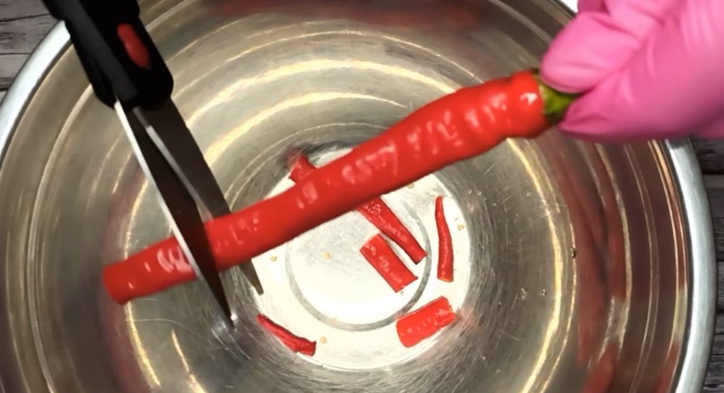 Знаменитий кисло-солодкий соус Чилі - рецепт приготування