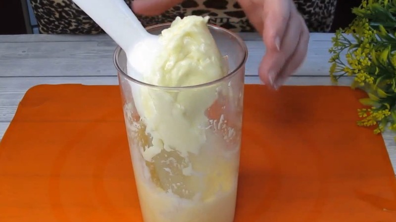 Приготування домашнього майонезу