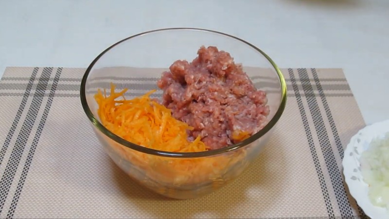 Приготування пиріжків з соковитою гарбузовою начинкою