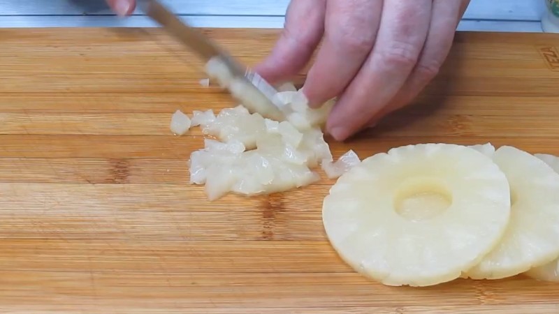 Смачні гарячі гавайські бутерброди. Дуже любимо їх