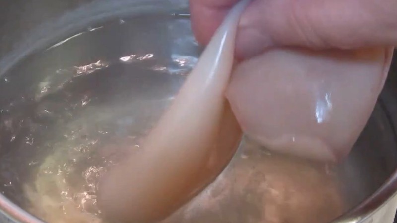 Салат з кальмарами на будь-яке свято. Елегантна закуска