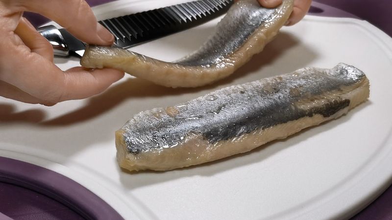 Приготування салату з оселедця