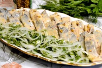 У гірчичному маринаді оселедець