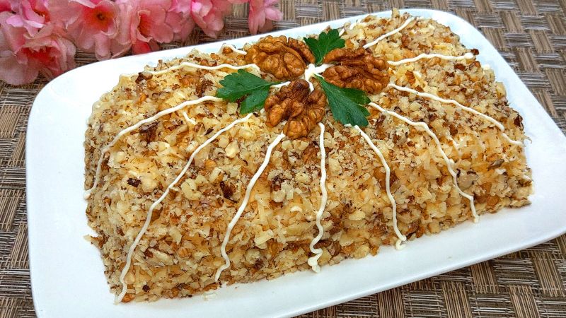 Шикарний салат на святковий стіл