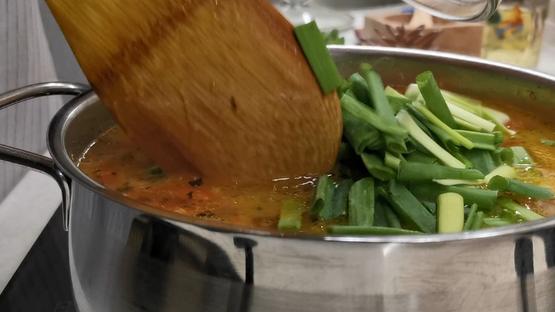 Набридли всі старі супи, приготуйте суп по-новому. Рецепт, який здивує